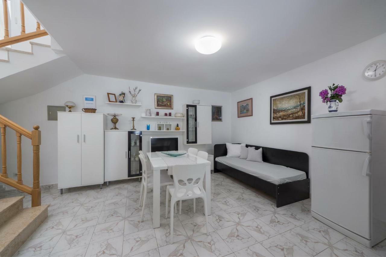Apartments Rafaj Pola Esterno foto